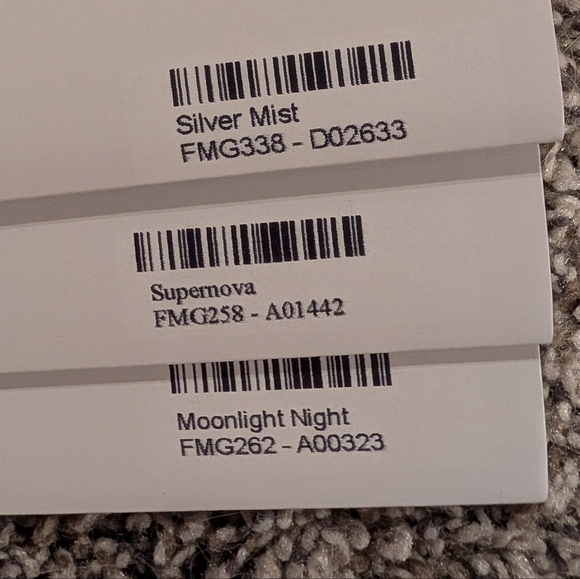 Color Street Glitter Press-On Nails Set - Picture 3 of 3